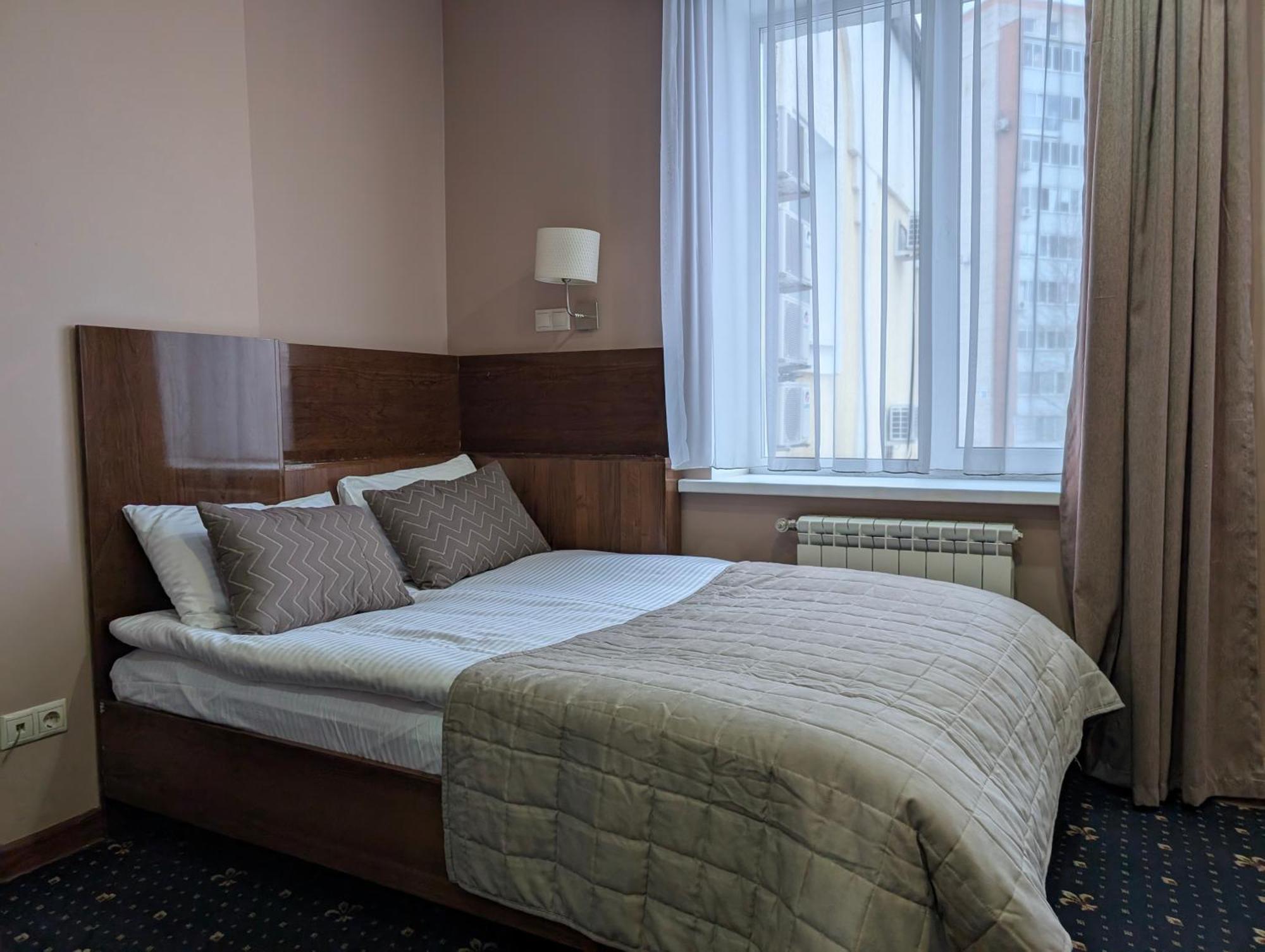 Victoria Hotel 우랄스크 외부 사진